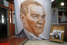 Azərbaycanlı musiqiçilər Trabzonda Türkiyənin idman nazirini necə heyrətləndirdilər? (FOTO)
