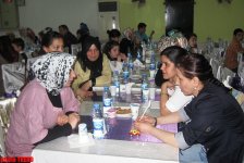 Azərbaycanlı musiqiçilər Trabzonda Türkiyənin idman nazirini necə heyrətləndirdilər? (FOTO)
