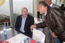 Azərbaycanlı musiqiçilər Trabzonda Türkiyənin idman nazirini necə heyrətləndirdilər? (FOTO)