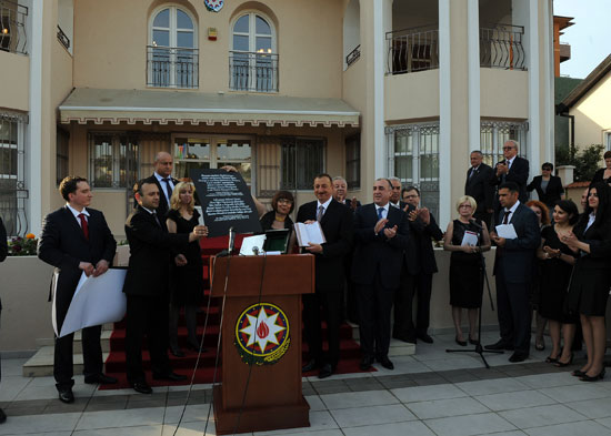 İlham Əliyev Azərbaycanın Serbiyadakı səfirliyinin açılışında iştirak edib (FOTO)