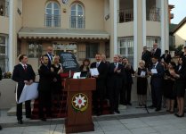 İlham Əliyev Azərbaycanın Serbiyadakı səfirliyinin açılışında iştirak edib (FOTO)