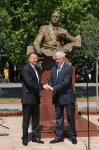 Azərbaycan və Serbiya prezidentləri Novi Sad şəhərində Üzeyir Hacıbəylinin büstünün açılışında iştirak ediblər (FOTO)