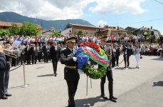 Azərbaycan Prezidenti Sloveniyanın Novo Qoritsa şəhərində Mehdi Hüseynzadənin memorialını ziyarət edib (FOTO)