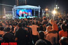Bakıda Milli Qurtuluş günü ilə bağlı konsert proqramı və atəşfəşanlıq düzənlənib (FOTOSESSİYA)