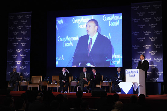Prezident İlham Əliyev: Azərbaycan mədəniyyətlərarası dialoqda mühüm rol oynayır (ƏLAVƏ OLUNUB)(FOTO)