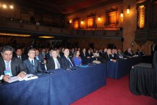 Prezident İlham Əliyev: Azərbaycan mədəniyyətlərarası dialoqda mühüm rol oynayır (ƏLAVƏ OLUNUB)(FOTO)