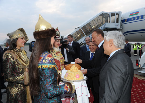 Azərbaycan Prezidenti İlham Əliyev Rusiya Federasiyasının Tatarıstan Respublikasına işgüzar səfərə gəlmişdir (FOTO)