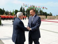 Azərbaycana rəsmi səfərə gələn Fələstin Prezidentinin rəsmi qarşılanma mərasimi olub (FOTO)