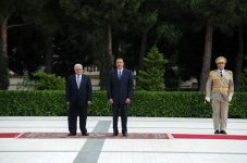 Azərbaycana rəsmi səfərə gələn Fələstin Prezidentinin rəsmi qarşılanma mərasimi olub (FOTO)