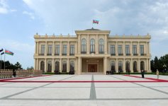 Azərbaycana rəsmi səfərə gələn Fələstin Prezidentinin rəsmi qarşılanma mərasimi olub (FOTO)
