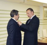 Azərbaycan Prezidenti bir qrup ictimai xadimə "Dostluq" ordenini və "Tərəqqi" medalını təqdim edib (FOTO)