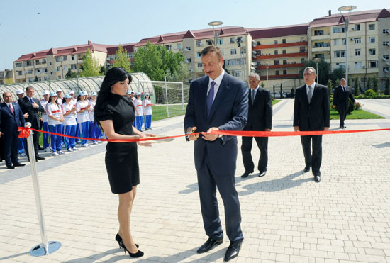 Prezident İlham Əliyev Sumqayıtda 1 saylı Uşaq-Gənclər İdman Məktəbinin açılışında iştirak edib (FOTO)