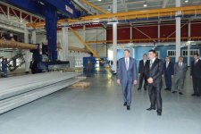 İlham Əliyev Sumqayıt Texnologiyalar Parkında yaradılan yeni müəssisələrlə tanış olub (FOTO)