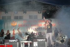 Səhnədən ayrı düşsəm, ölərəm - türk pop-ulduzu Gökhan Özen (FOTO)