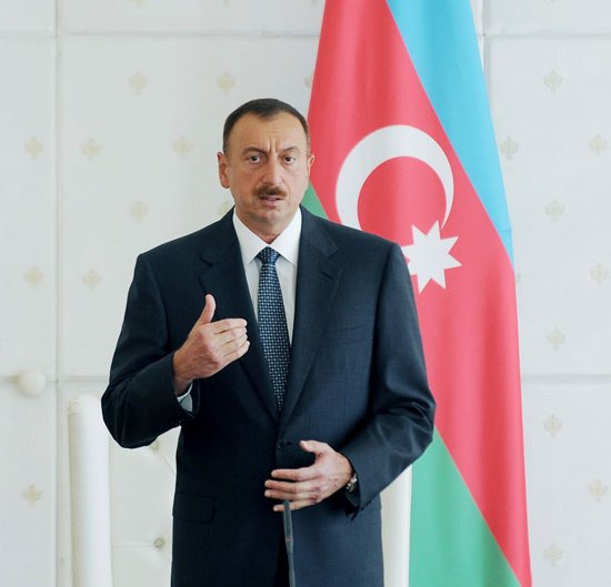 Azərbaycanın ümumi inkişafı altı ayda çox  dinamik olub - Prezident İlham Əliyev (ƏLAVƏ OLUNUB) (FOTO)