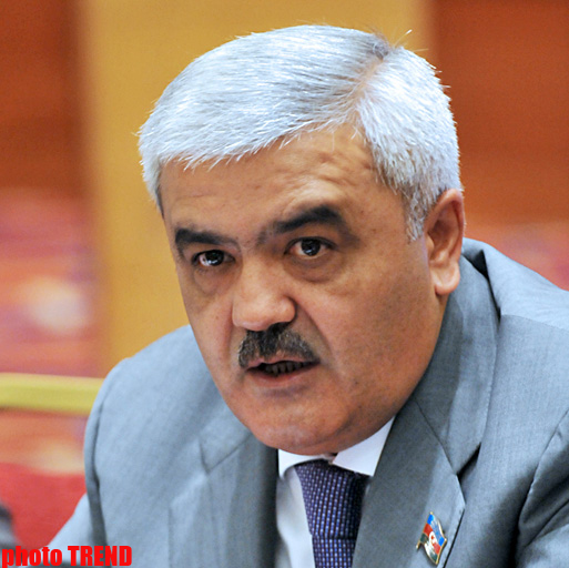 Ağsuda futbol klubu yaradılacaq, Gəncədə stadion yenidən qurulacaq - Rövnəq Abdullayev