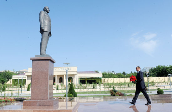 Prezident İlham Əliyev Xızıda Heydər Əliyev Mərkəzinin açılışında iştirak edib (FOTO)
