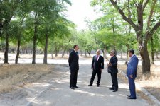 Prezident İlham Əliyev Bakının Nərimanov rayonunda Dədə Qorqud parkının salındığı ərazidə olub (FOTO)