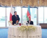 Polşa Respublikasının Prezidenti Bronislav Komorovskinin şərəfinə rəsmi ziyafət verilmişdir (FOTO)