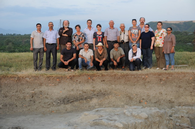 Arxeoloqlar Azərbaycanın Qəbələ rayonunda tarixi əşyalar aşkarlayıblar (FOTO)