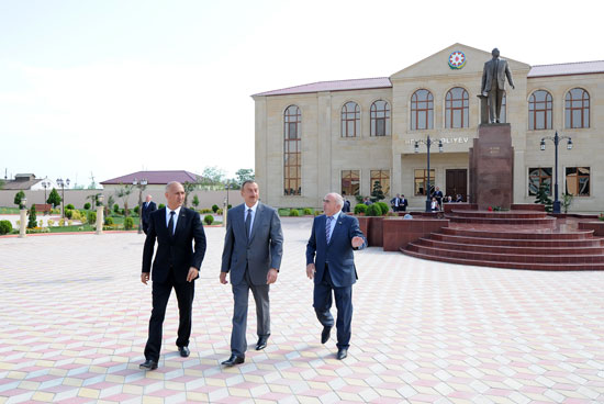 Azərbaycan Prezidenti İlham Əliyev Siyəzəndə Heydər Əliyev Mərkəzinin açılışında iştirak edib (ƏLAVƏ OLUNUB) (FOTO)