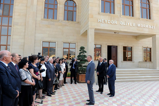 Azərbaycan Prezidenti İlham Əliyev Siyəzəndə Heydər Əliyev Mərkəzinin açılışında iştirak edib (ƏLAVƏ OLUNUB) (FOTO)