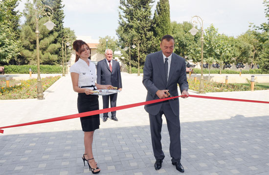 Azərbaycan Prezidenti Şabranda inşa olunmuş Heydər Əliyev Mərkəzinin açılışında iştirak edib (FOTO)