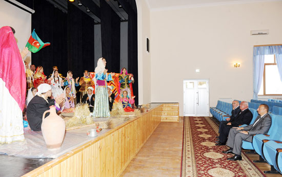 Prezident İlham Əliyev Şabran Mədəniyyət Sarayı ilə tanış olub (FOTO)