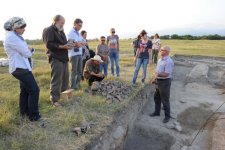 Arxeoloqlar Azərbaycanın Qəbələ rayonunda tarixi əşyalar aşkarlayıblar (FOTO)