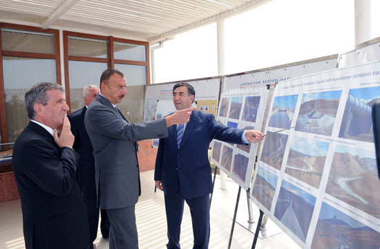 Prezident İlham Əliyev Taxtakörpü Su Anbarının su elektrik stansiyası ilə birlikdə inşa edildiyi ərazidə olmuşdur(FOTO)