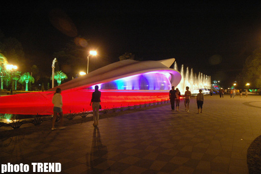 Avropalaşan Batumi (FOTO)