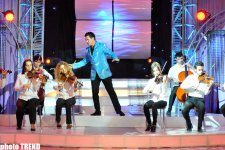 Ürəyindən əməliyyat olunan Nadir Qafarzadə səhnəyə çıxdı (FOTO)