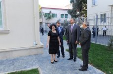 Azərbaycan Prezidenti yenidənqurmadan sonra istifadəyə verilmiş 259 nömrəli uşaq bağçasındakı şəraitlə tanış olub (FOTO)