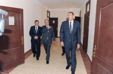Azərbaycan Prezidenti İlham Əliyev Bakıda orta məktəblərin və uşaq bağçasının binalarında aparılan əsaslı təmir və yenidənqurma işlərinin gedişi ilə tanış olub (FOTO)