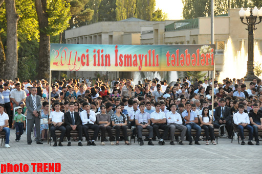 Nazpəri Dostəliyeva İsmayıllıda konsert verdi (FOTO)