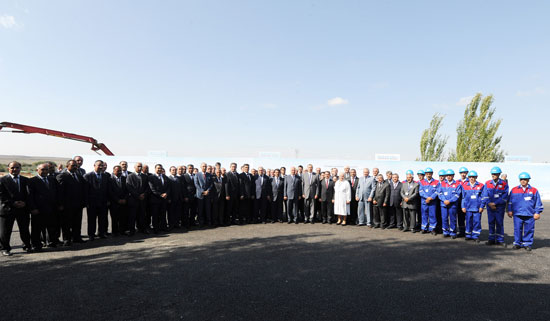 Prezident İlham Əliyev: Azərbaycanda hər bir insan üçün vacib olan su təchizatı məsələləri uğurla icra edilir (FOTO)