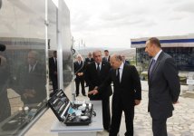 İlham Əliyev Alternativ və Bərpa Olunan Enerji Mənbələri üzrə Dövlət Agentliyi Qobustan Eksperimental Poliqonu və Tədris Mərkəzinin açılışında iştirak edib (FOTO)