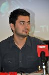 Sərxan Kərəmoğlu gənc müğənni Elvin Abbasovun birdən-birə 3 klipini təqdim etdi (VİDEO-FOTO)