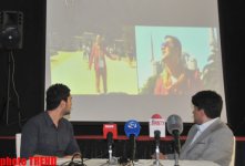Sərxan Kərəmoğlu gənc müğənni Elvin Abbasovun birdən-birə 3 klipini təqdim etdi (VİDEO-FOTO)