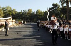 Prezident İlham Əliyev: Azərbaycanda təhsilin səviyyəsi müasir tədris prosesinin inkişafı hesabına daha da qalxacaq (FOTO)