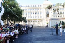 Prezident İlham Əliyev: Azərbaycanda təhsilin səviyyəsi müasir tədris prosesinin inkişafı hesabına daha da qalxacaq (FOTO)