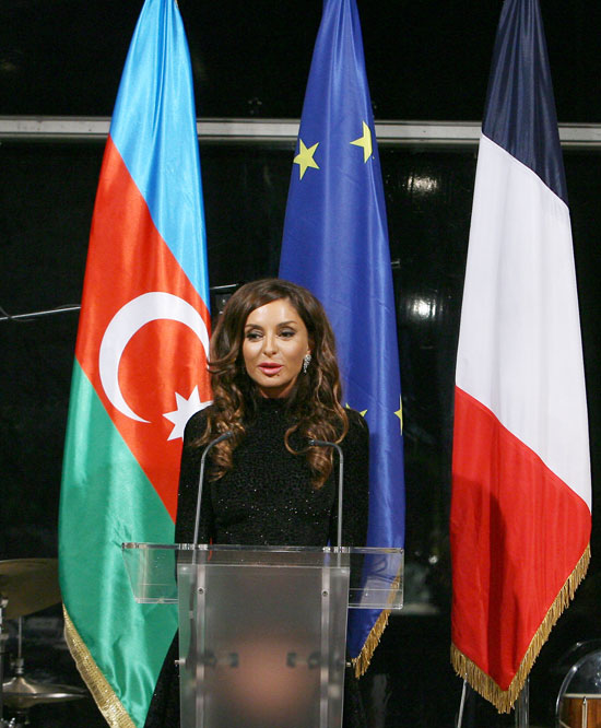 Mehriban Əliyeva: Azərbaycan bu gün Cənubi Qafqaz bölgəsində aparıcı dövlətdir (FOTO)