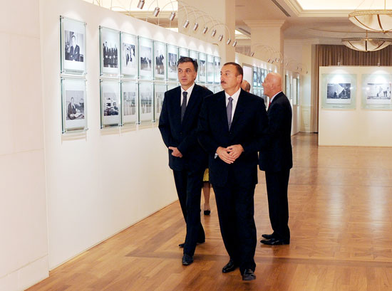 Monteneqro Prezidenti Heydər Əliyev Fondunda olub (FOTO)