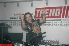dj Çina kasıblayıb (FOTO)