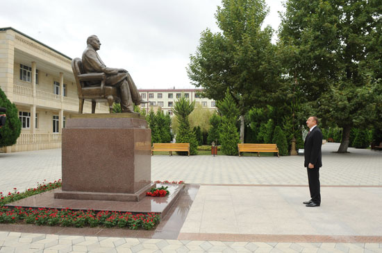 Prezident İlham Əliyev Xaçmazda səfərdədir (FOTO)