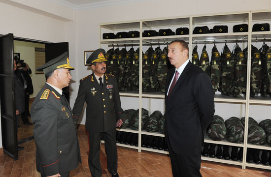 Prezident İlham Əliyev Qubada Daxili Qoşunların "N" saylı hərbi şəhərciyinin açılışında iştirak edib (FOTO)