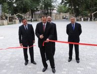 İlham Əliyev Qubada Nizami adına parkda yenidənqurma işləri ilə tanış olub, Şahmat Məktəbinin açılışında iştirak edib (FOTO)