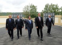 İlham Əliyev Quba şəhərinin su və kanalizasiya sisteminin yenidən qurulması layihəsi ilə tanış olub (FOTO)