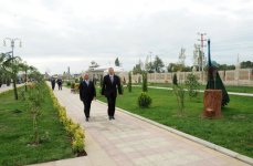 Azərbaycan Prezidenti Xaçmazda Heydər Əliyev Seyrəngahında yaradılan şəraitlə tanış olub (FOTO)