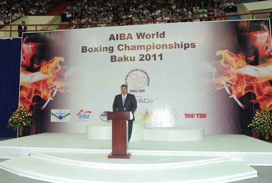İlham Əliyev Bakıda boks üzrə dünya çempionatının təntənəli açılış mərasimində iştirak edib (FOTO)